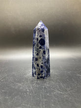 Load image into Gallery viewer, Sodalite Points