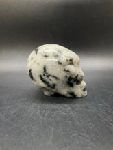 Load image into Gallery viewer, Moonstone Alien head