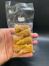 Load image into Gallery viewer, Palo Santo Cone (6pcs)