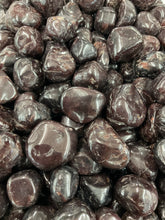 Load image into Gallery viewer, Garnet Tumbled