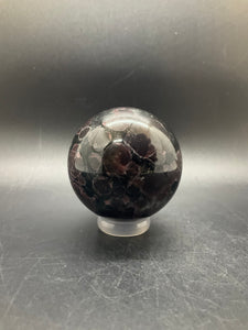 Garnet in Matrix Sphere