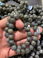 Load image into Gallery viewer, Labradorite Bracelet (10 mm)
