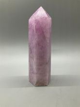 Load image into Gallery viewer, Kunzite Point
