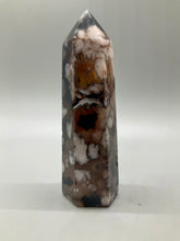 Load image into Gallery viewer, Black Flower Agate Point
