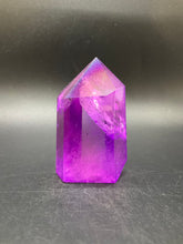 Load image into Gallery viewer, Amethyst Aura Point
