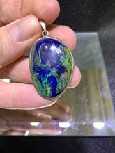 Load image into Gallery viewer, Azurite (Oval) Pendant
