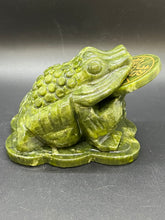 Load image into Gallery viewer, Jade Fortune Toad
