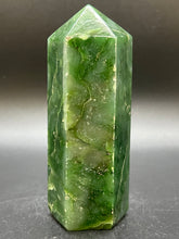 Load image into Gallery viewer, Nephrite Jade Point
