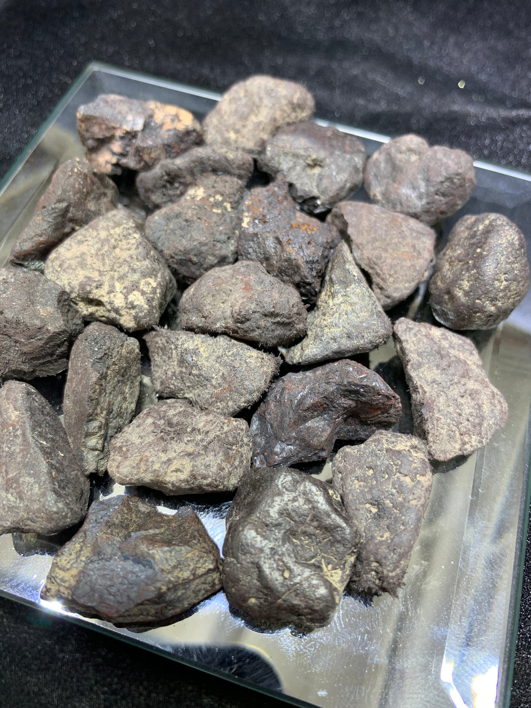 Lodestone Raw - 4 Stones