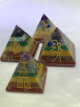 Load image into Gallery viewer, Reiki Symbols / Chakra Stones - Pyramid
