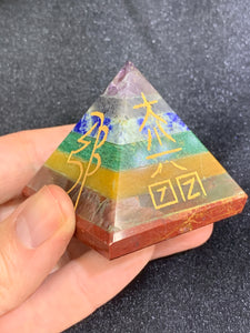 Reiki Symbols / Chakra Stones - Pyramid