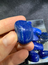 Load image into Gallery viewer, Agate Blue (Dyed) Tumbled - 4 Stones
