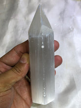 Load image into Gallery viewer, Selenite Point  medium
