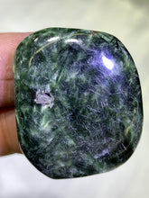 Load image into Gallery viewer, Seraphinite Tumbled
