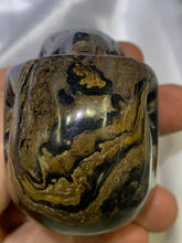 Load image into Gallery viewer, Stromatolite Skull
