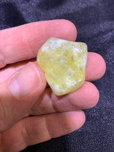 Load image into Gallery viewer, Yellow Opal Tumbled
